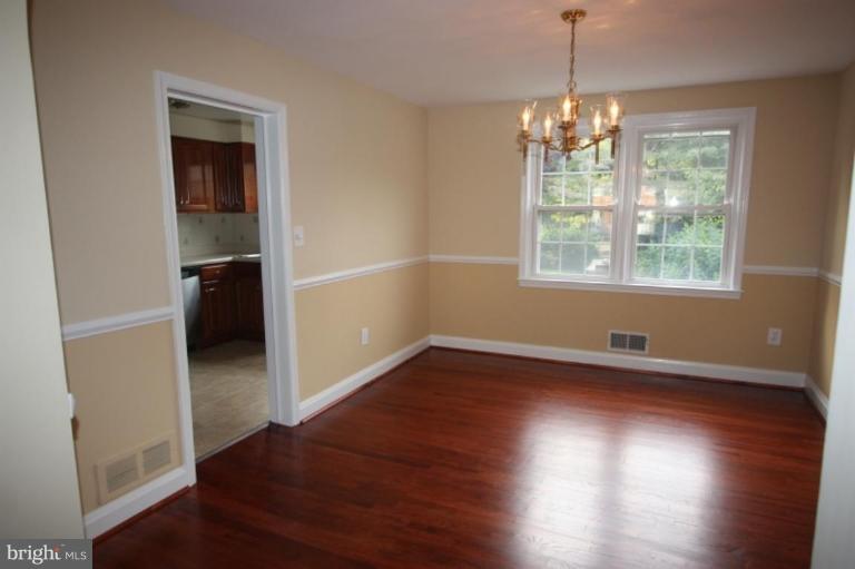 8210 Pleasant Plains Road Towson, MD 21286 - Photo 7 of 30 DINING ROOM OVERLOOKS THE YARD