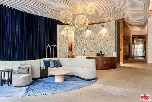 $5,985 | 6250 Hollywood Boulevard, Unit 9I, Los Angeles, CA 90028