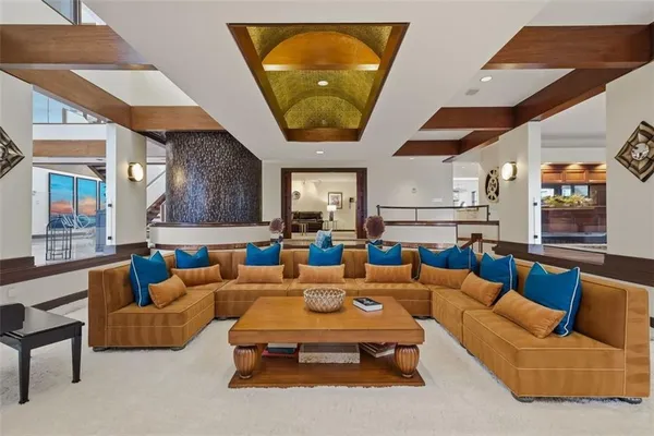 $4,475,000 | 514 Justabout Road, Venetia, PA 15367