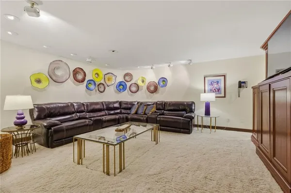 $3,985,000 | 514 Justabout Road, Venetia, PA 15367