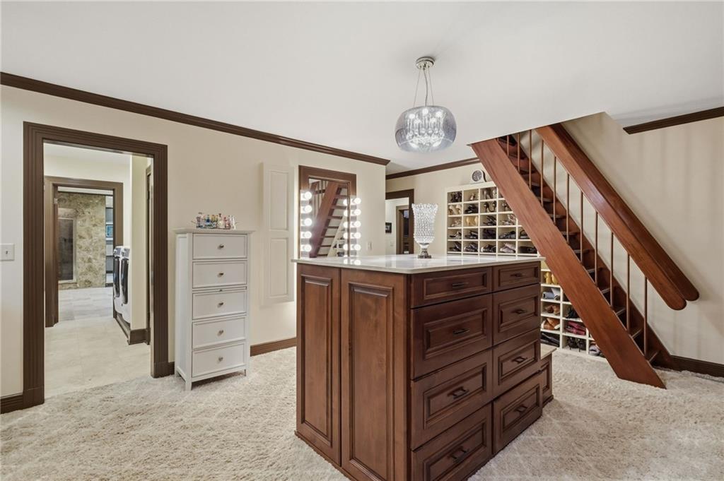 514 Justabout Road Venetia, PA 15367 - Photo 32 of 50 a view of walk in closet and bedroom