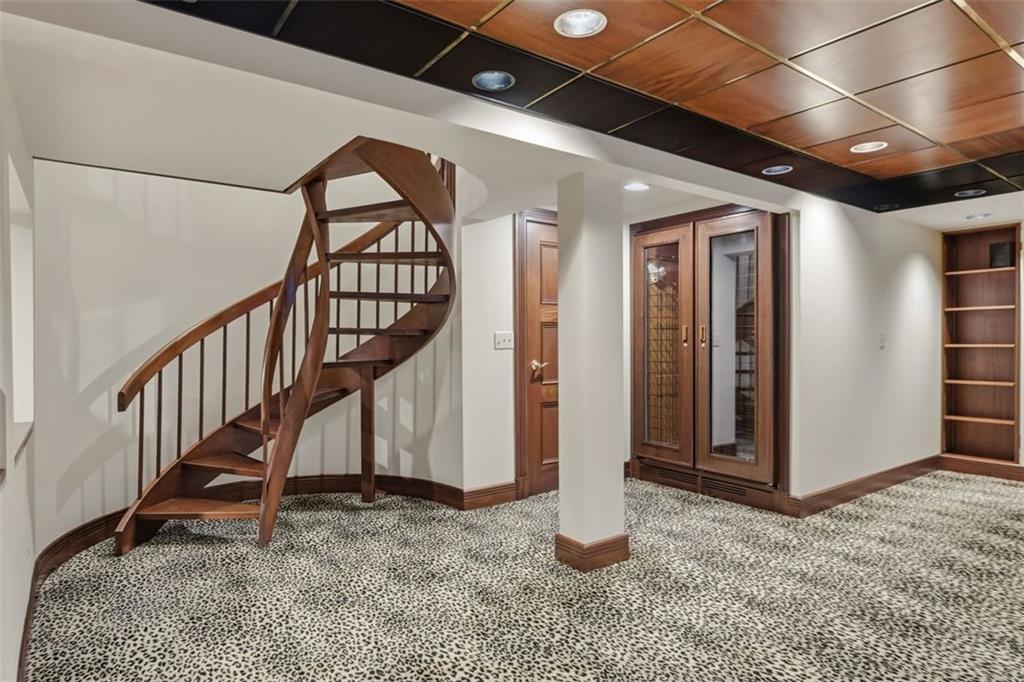 514 Justabout Road Venetia, PA 15367 - Photo 44 of 50 a view of entryway