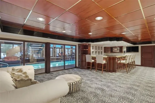 $3,985,000 | 514 Justabout Road, Venetia, PA 15367