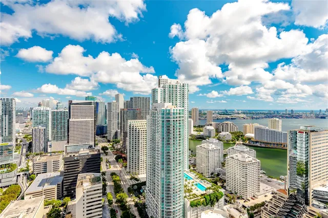 $5,500 | 1060 Brickell Avenue, Unit 4309, Miami, FL 33131