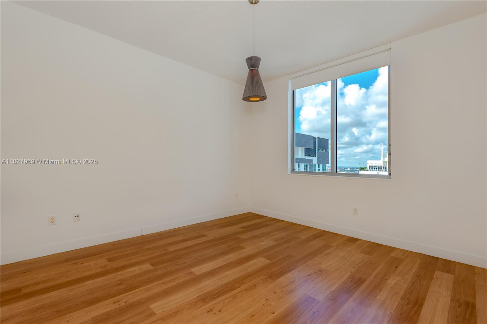 1060 Brickell Avenue, Unit 4309 Miami, FL 33131 - Photo 13 of 27