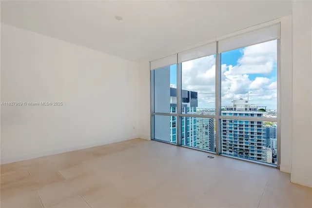 $5,500 | 1060 Brickell Avenue, Unit 4309, Miami, FL 33131