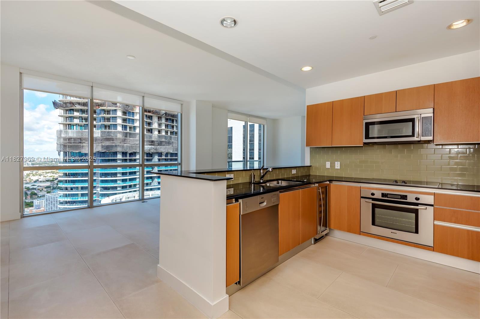 1060 Brickell Avenue, Unit 4309 Miami, FL 33131 - Photo 9 of 27
