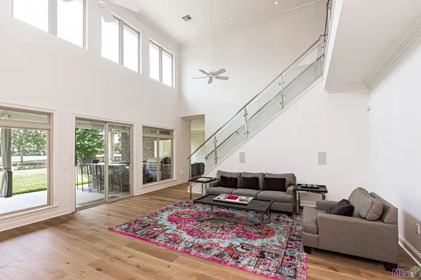 $830,000 | 40228 Dove Estates Court, Gonzales, LA 70737