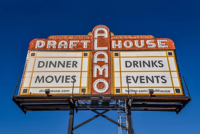 $1,500 | 7801 Shoal Creek Boulevard, Unit 140, Austin, TX 78757