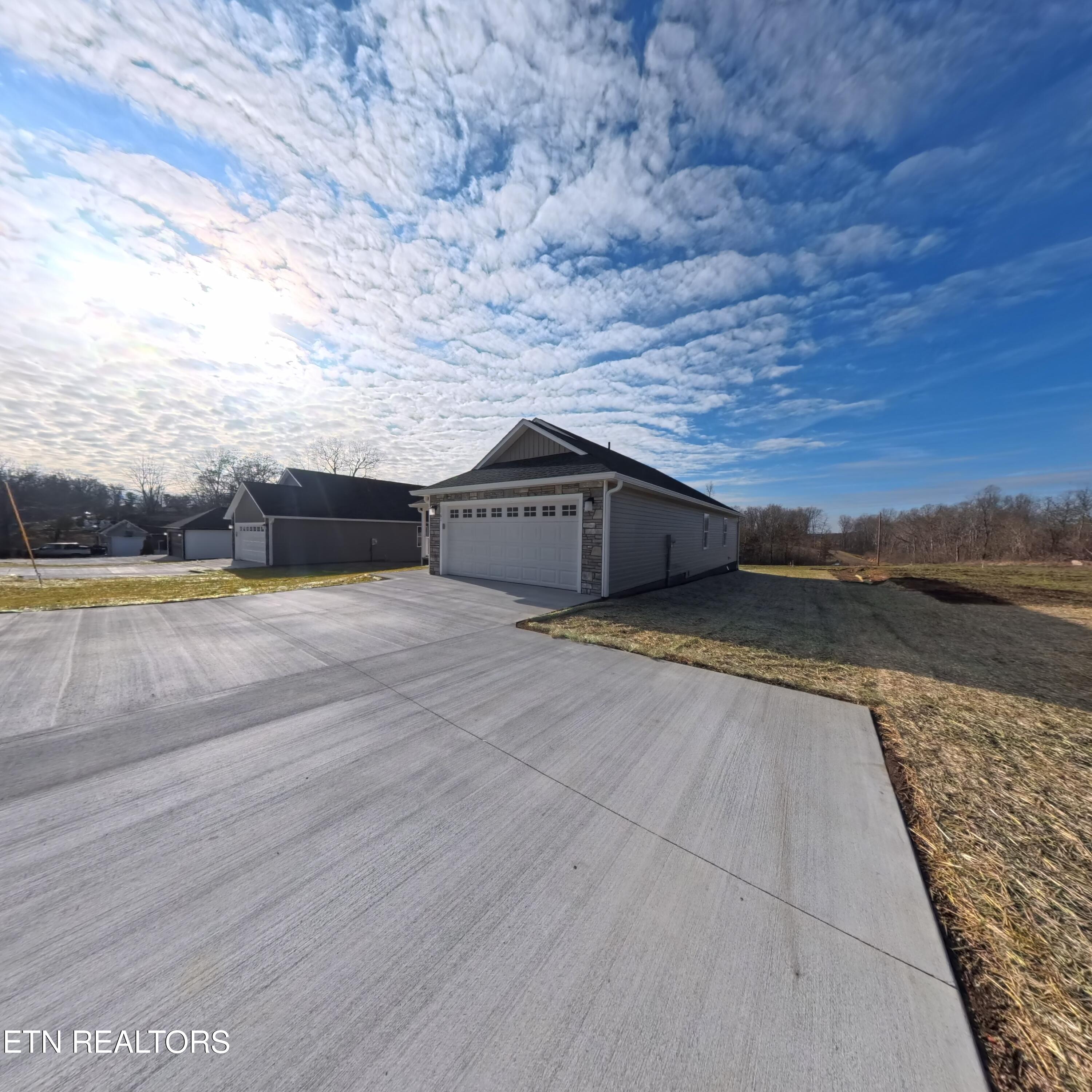 1161 Cook Road Crossville, TN 38555 - Photo 4 of 21 IMG_0899