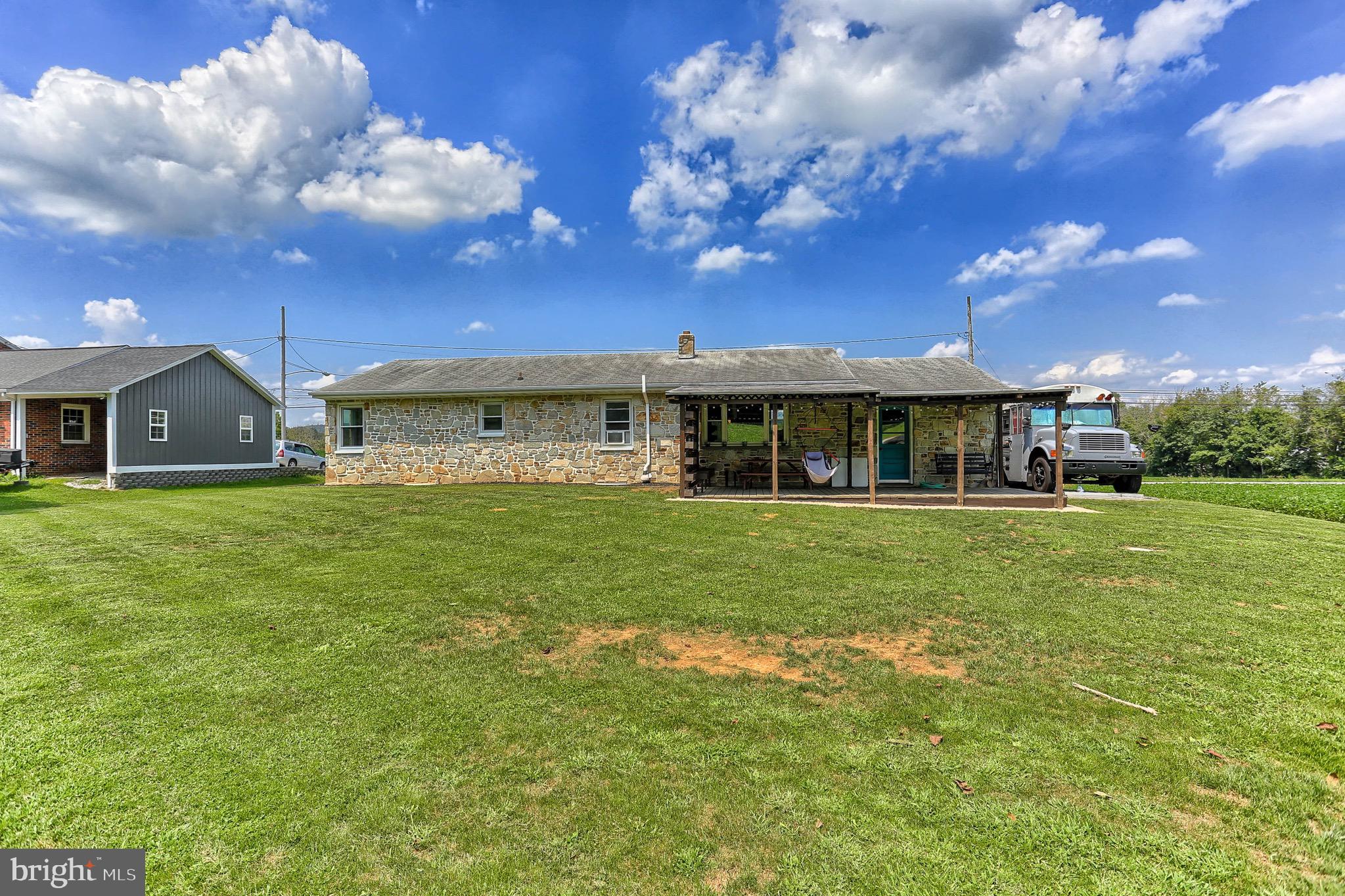 6646 York Road Spring Grove, PA 17362 - Photo 23 of 27