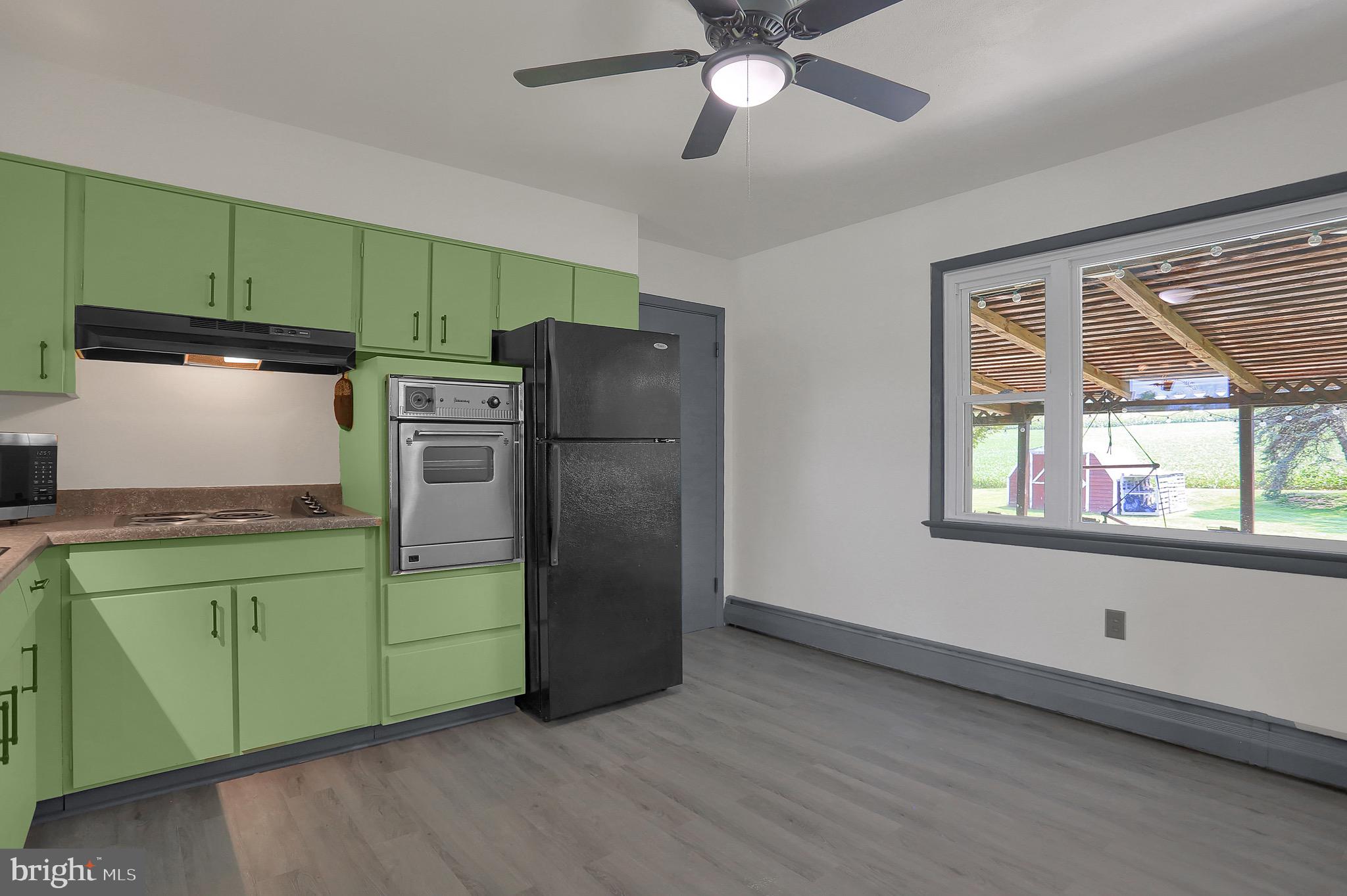 6646 York Road Spring Grove, PA 17362 - Photo 7 of 27
