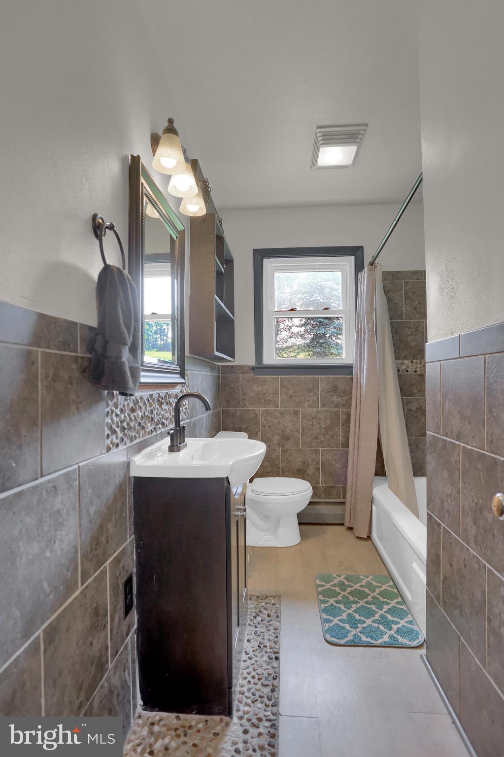 6646 York Road Spring Grove, PA 17362 - Photo 10 of 27