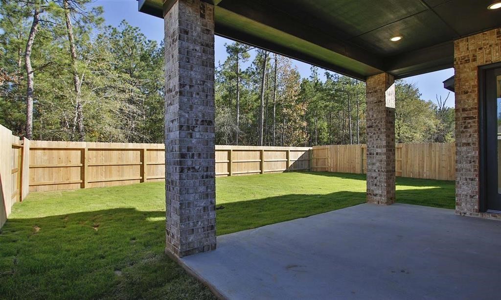 17351 Merigold Hts Drive Conroe, TX 77302 - Photo 3 of 49