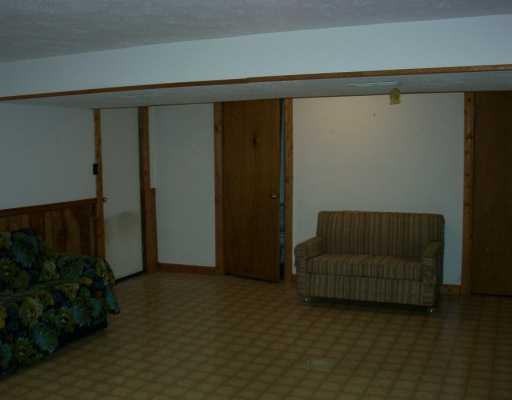 1610 Rostraver Road Belle Vernon, PA 15012 - Photo 3 of 5 Den/Family/Great Room.