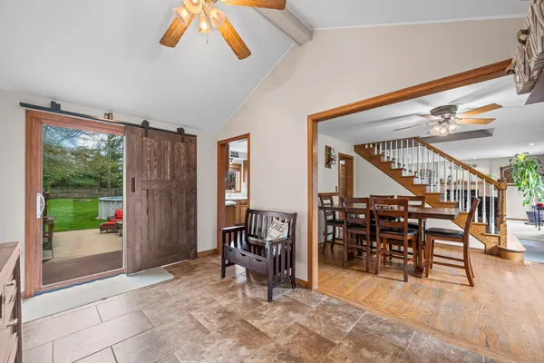 $585,000 | 336 East Ardmore Avenue, Roselle, IL 60172