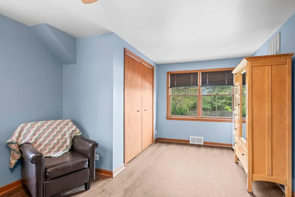 $585,000 | 336 East Ardmore Avenue, Roselle, IL 60172