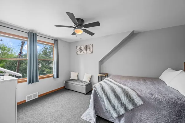 $585,000 | 336 East Ardmore Avenue, Roselle, IL 60172