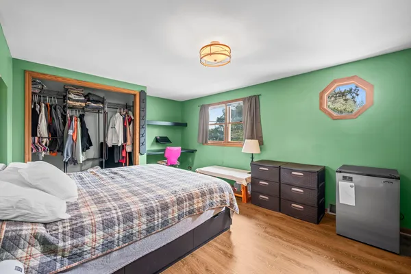$585,000 | 336 East Ardmore Avenue, Roselle, IL 60172