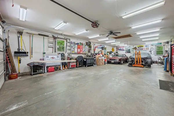 $585,000 | 336 East Ardmore Avenue, Roselle, IL 60172