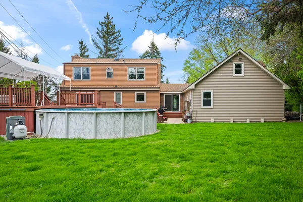 $585,000 | 336 East Ardmore Avenue, Roselle, IL 60172