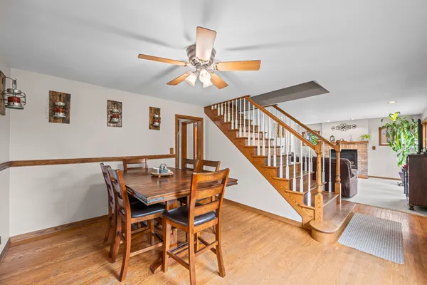 $585,000 | 336 East Ardmore Avenue, Roselle, IL 60172