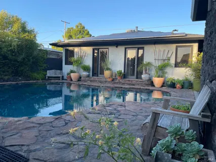 $695,000 | 2111 Humboldt Street, Santa Rosa, CA 95404