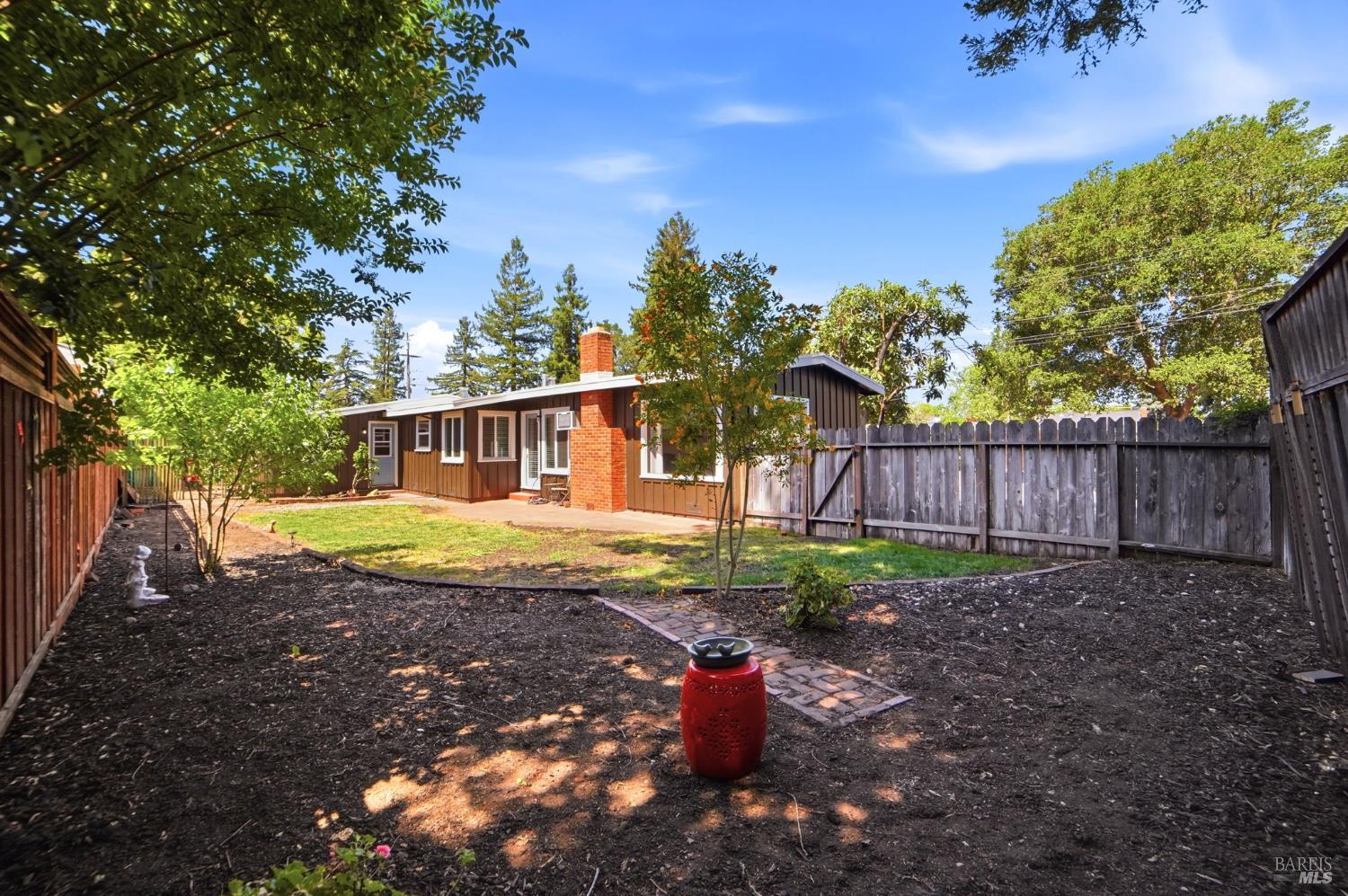 1924 Diamond Court Santa Rosa, CA 95404 - Photo 5 of 41