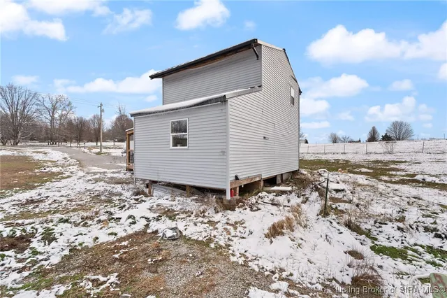 $155,000 | 11015 Highway 160, Salem, IN 47167