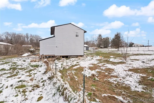 $155,000 | 11015 Highway 160, Salem, IN 47167