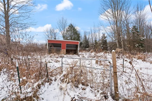 $155,000 | 11015 Highway 160, Salem, IN 47167