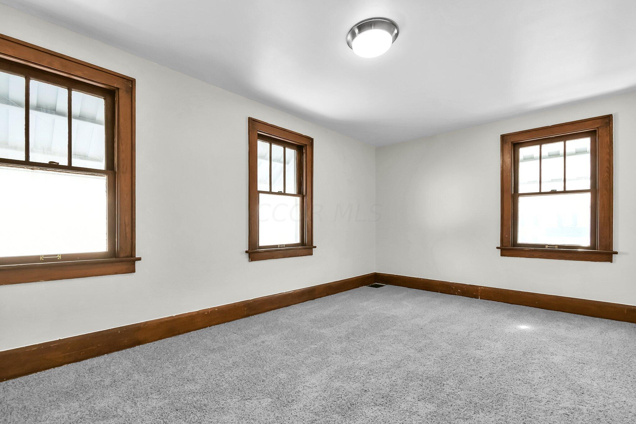 2254 Ferris Road Columbus, OH 43224 - Photo 16 of 25 13-web-or-mls-2254-ferris-rd