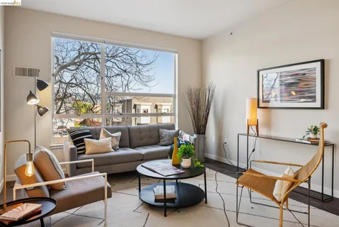 $599,000 | 6465 San Pablo Avenue, Unit 203, Oakland, CA 94608
