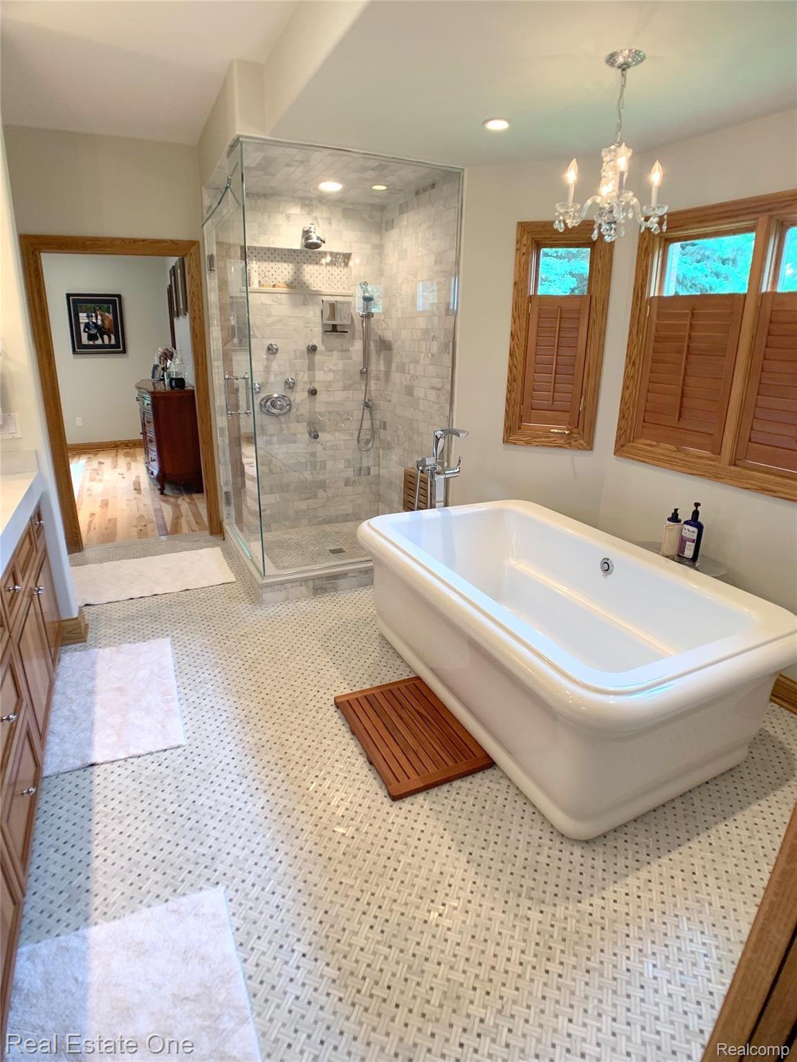 2739 Norton Lawn Street Rochester, MI 48307 - Photo 30 of 47 25.jpg
