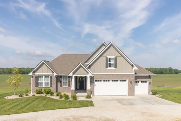 $1,200,000 | 6375 Highway 103, Straughn, IN 47387