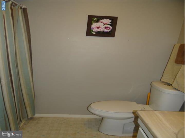 2431 Monmouth Road Jobstown, NJ 08041 - Photo 9 of 15 Gallery Image 9