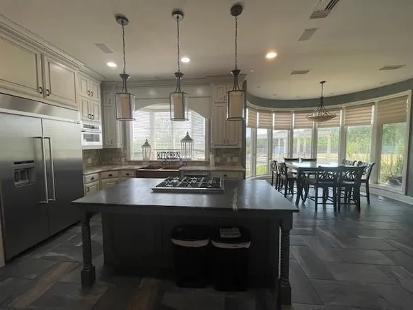 $2,750,000 | 1900 Durance Court, Corinth, TX 76210