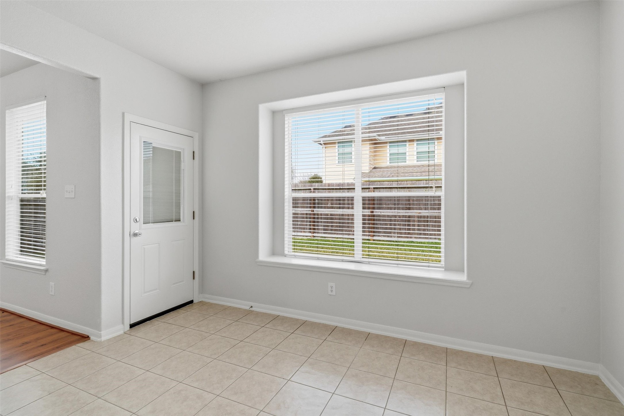 4607 Sebastopol Drive Pearland, TX 77584 - Photo 9 of 26 a view of an empty room with a window