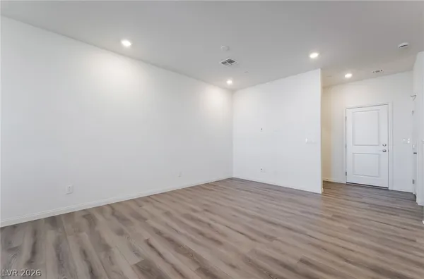 $2,095 | 3759 Via Allegro, Henderson, NV 89044