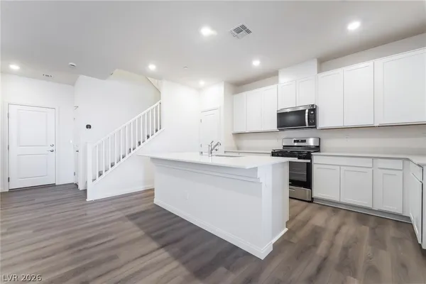 $2,095 | 3759 Via Allegro, Henderson, NV 89044