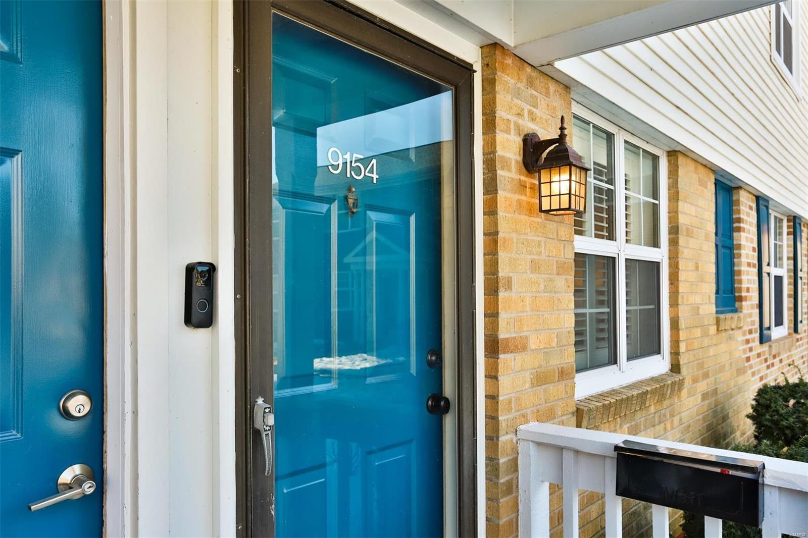 9154 Eager Road St. Louis, MO 63144 - Photo 2 of 25 Gallery Image 2