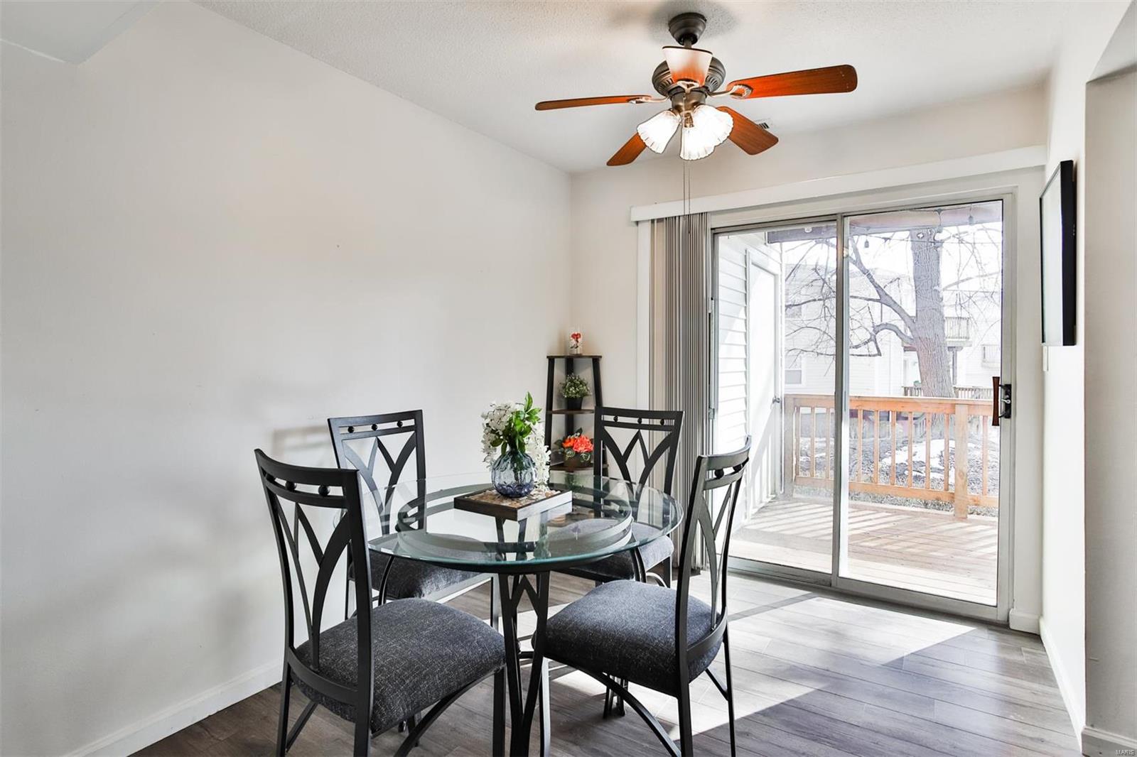 9154 Eager Road St. Louis, MO 63144 - Photo 7 of 25 Gallery Image 7