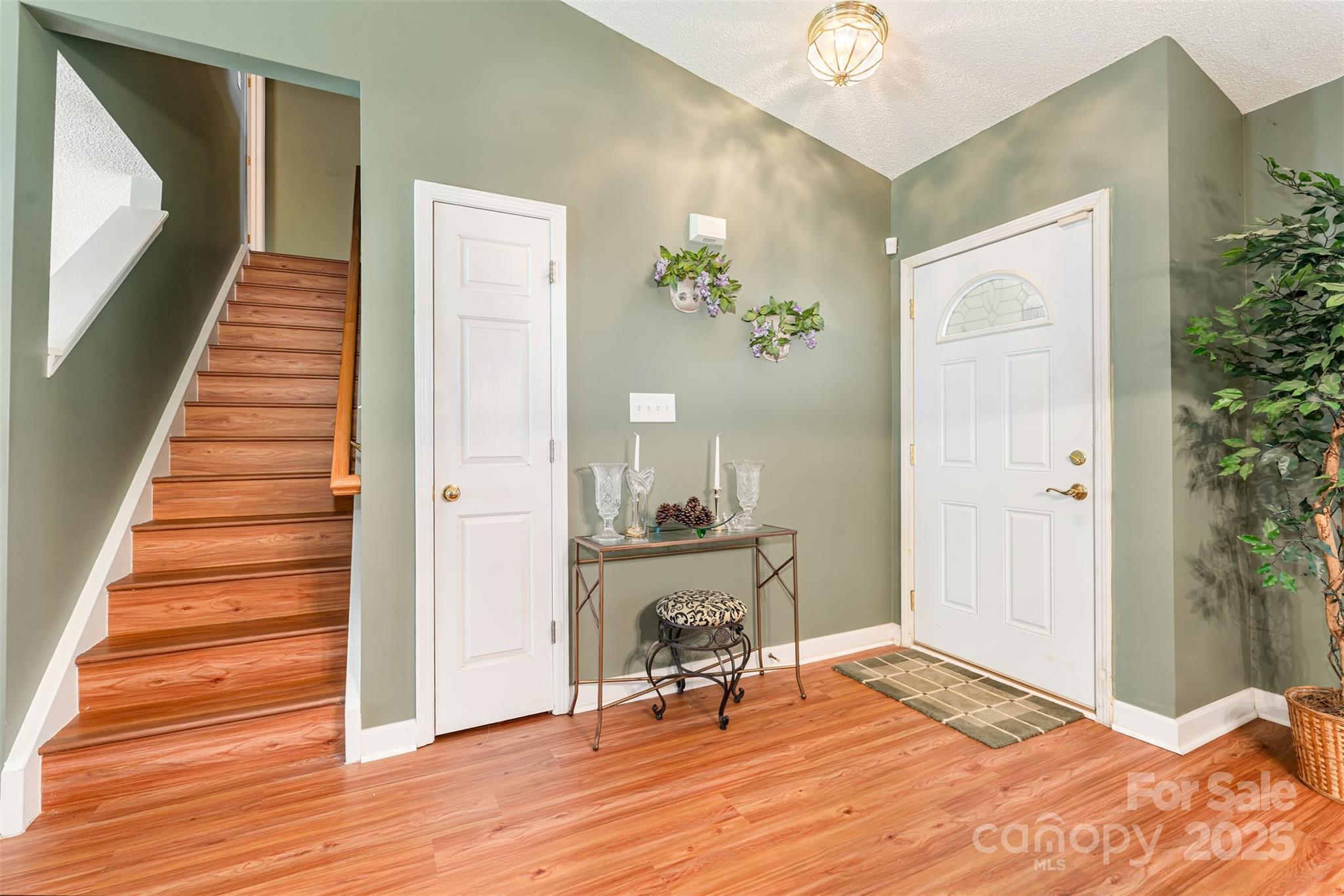 3813 Old Wagon Road Charlotte, NC 28269 - Photo 7 of 26 Gallery Image 7
