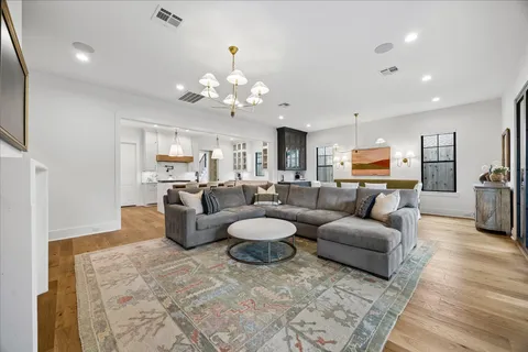 $1,399,500 | 1806 Cheshire Lane, Houston, TX 77018