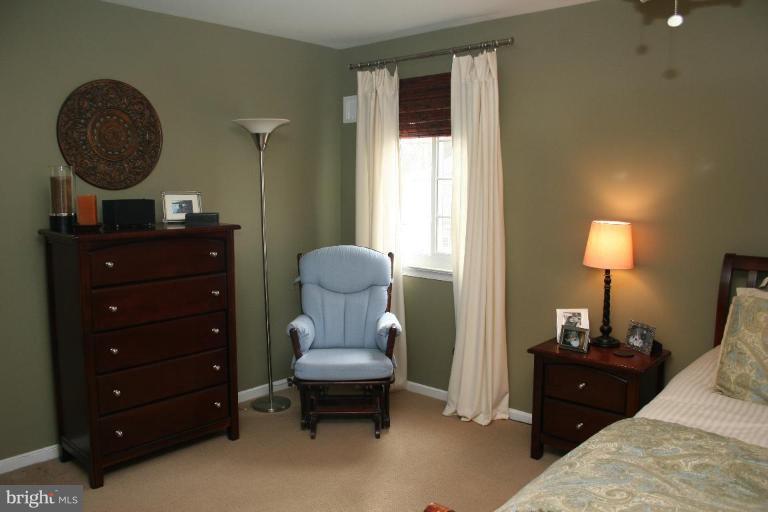 7200 Racepoint Way Alexandria, VA 22315 - Photo 14 of 29 Master Bedroom
