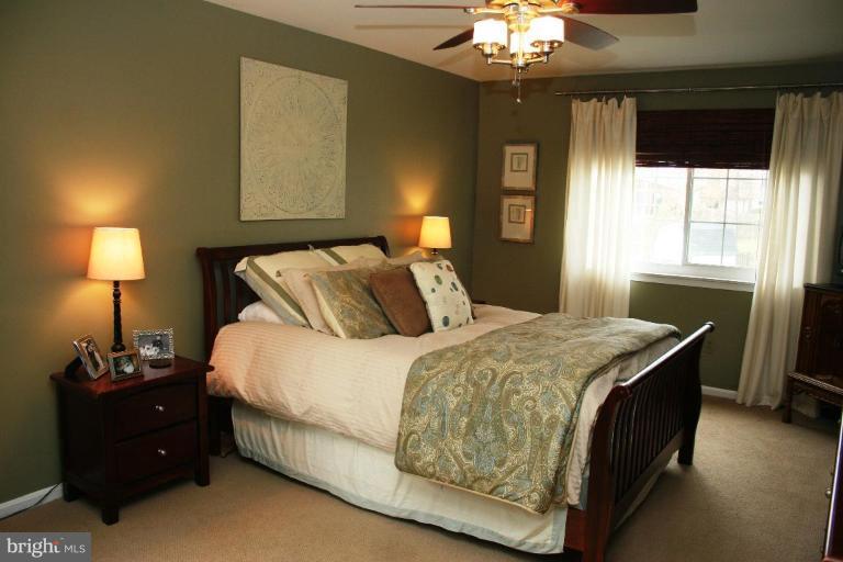 7200 Racepoint Way Alexandria, VA 22315 - Photo 15 of 29 Master Bedroom