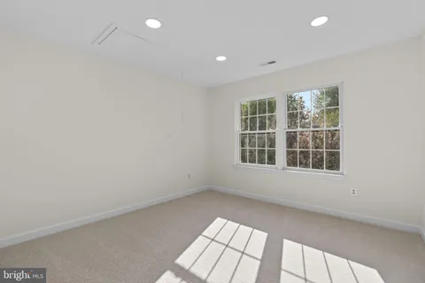 $1,049,000 | 5248 Grovemont Drive, Elkridge, MD 21075