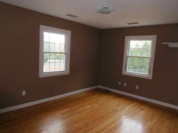16 Ridgecrest Circle Westfield, MA 01085 - Photo 13 of 29 Gallery Image 13