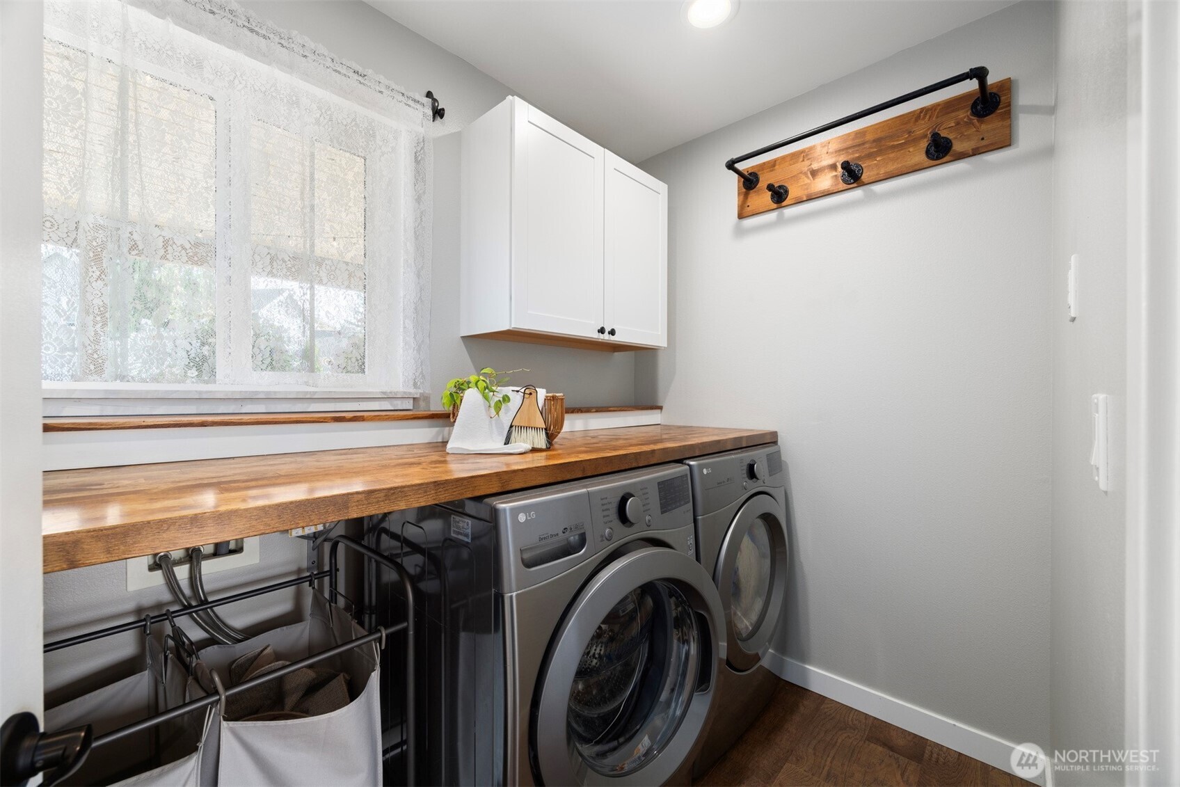 3941 Lakemont Road Bellingham, WA 98226 - Photo 29 of 40 a utility room with closet dryer and washer