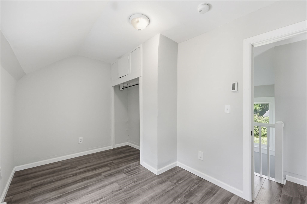 70 Milton Street Springfield, MA 01151 - Photo 28 of 37
